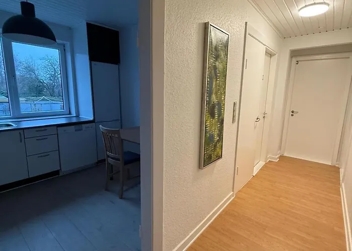 Private Rooms-shared Kitchen&bathroom- No Host On Site אסביירג